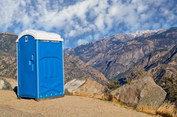 Best Porta potty rental near me  in Meadowbrook, CA