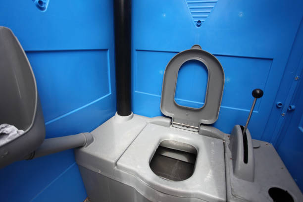 Best Portable restroom trailer rental  in Meadowbrook, CA