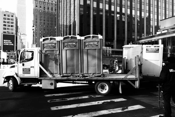 Best Local porta potty services  in Meadowbrook, CA
